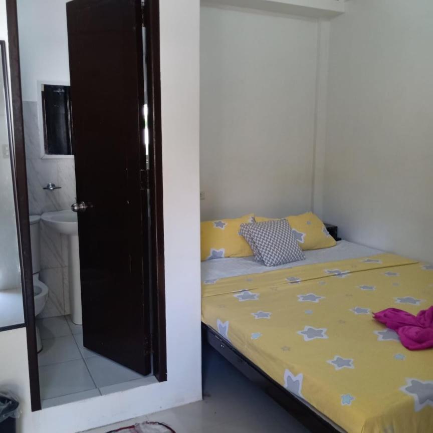 Chelle'S Apartelle-Inn Ел Нидо Екстериор снимка